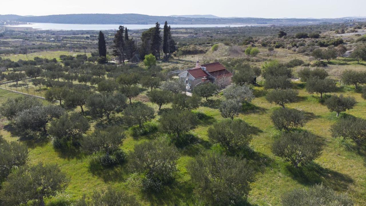 Holiday Home Olive Szybenik Zewnętrze zdjęcie
